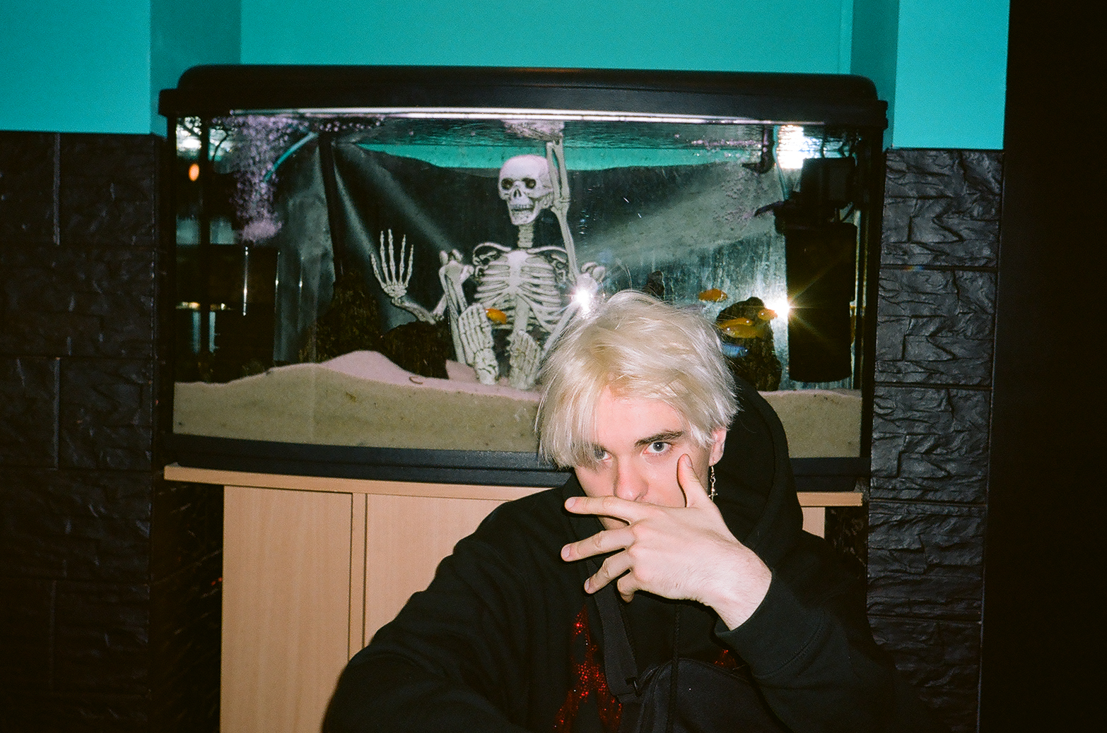 Młody Yerba: Trance, metalcore i my – dorosłe bobasy